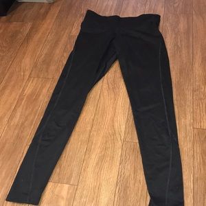 Victoria’s Secret pink ultimate leggings